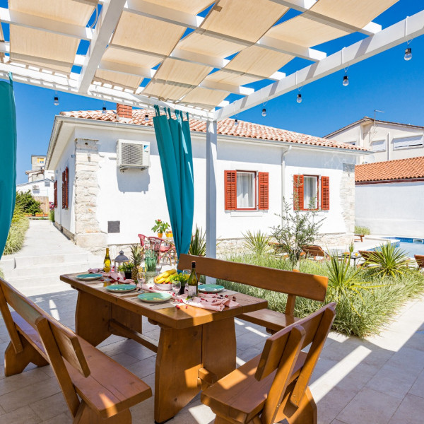 Villa Grotta Istriana Pula, Villa Grotta Istriana Pula, with pool, near centar and Arena Pula