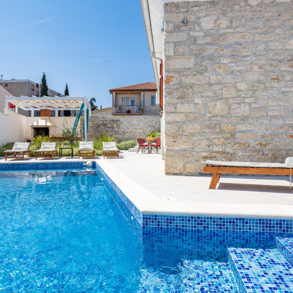 Villa Grotta Istriana Pula, Villa Grotta Istriana Pula, with pool, near centar and Arena Pula