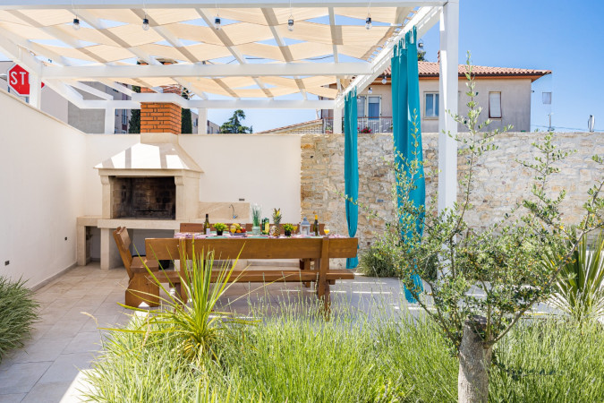 Eksterijer, Villa Grotta Istriana Pula, s bazenom, blizu centra i Arene Pula