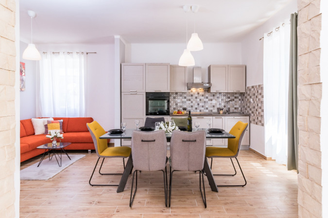 Interijer, Villa Grotta Istriana Pula, s bazenom, blizu centra i Arene Pula