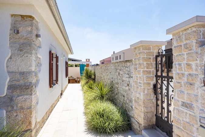 Eksterijer, Villa Grotta Istriana Pula, s bazenom, blizu centra i Arene Pula