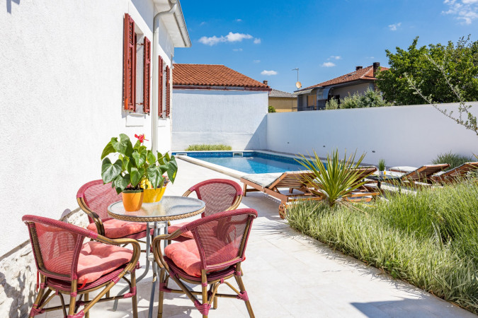 Eksterijer, Villa Grotta Istriana Pula, s bazenom, blizu centra i Arene Pula